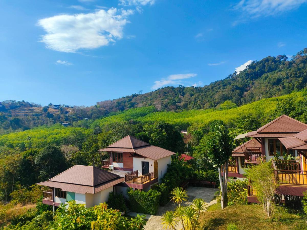 Puteri Lanta Family Villas Koh Lanta Exterior foto