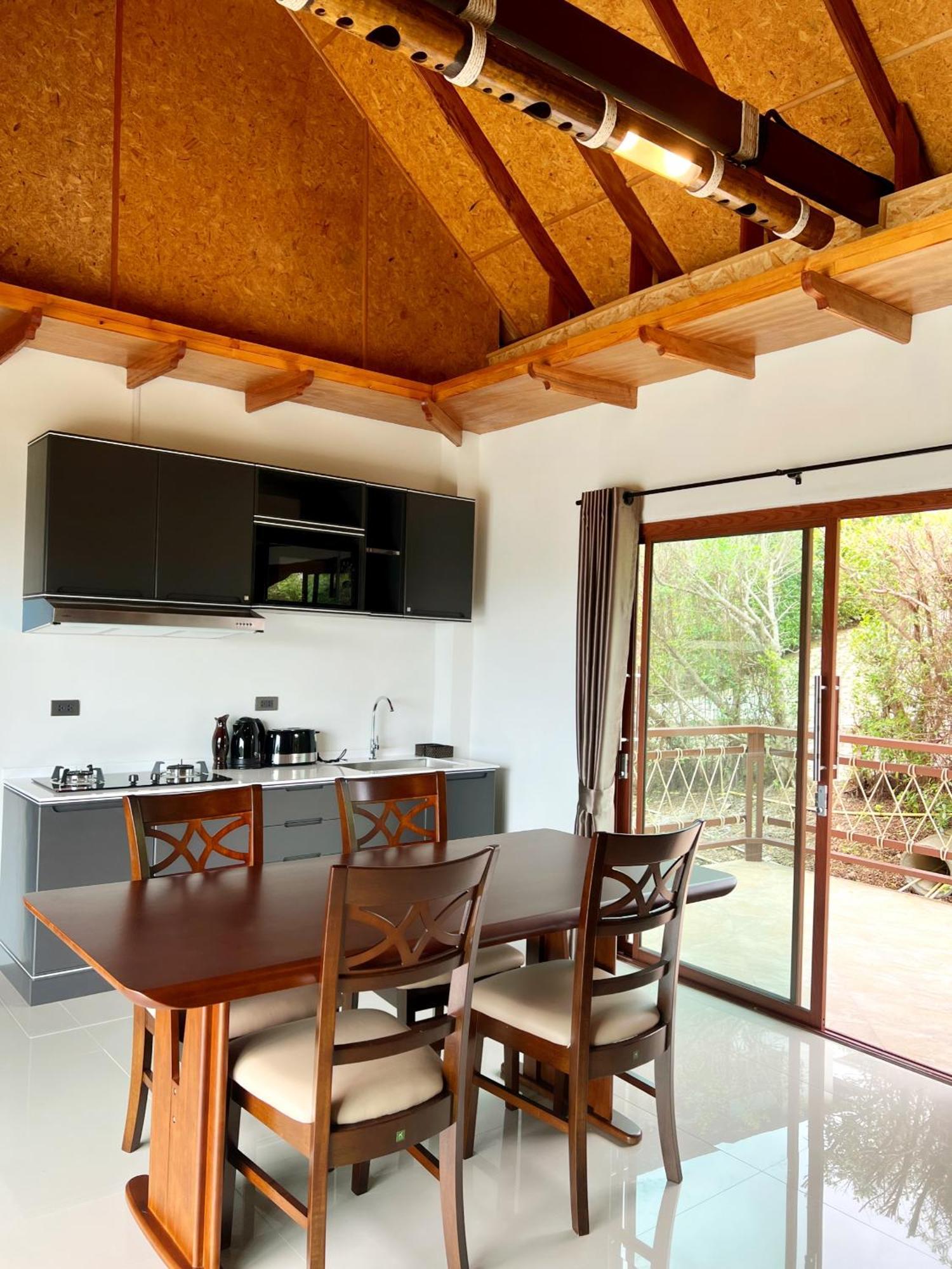 Puteri Lanta Family Villas Koh Lanta Quarto foto