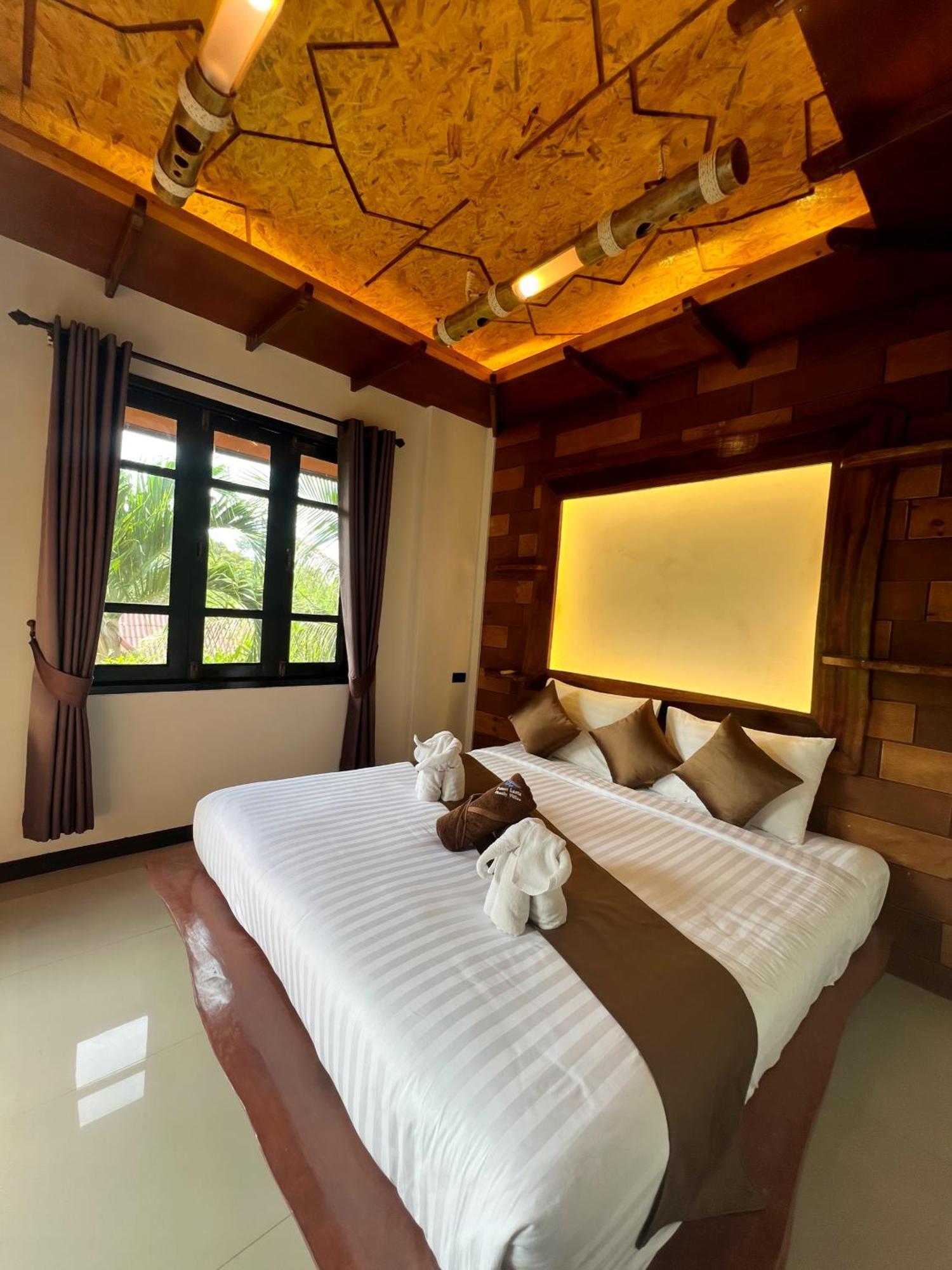 Puteri Lanta Family Villas Koh Lanta Exterior foto