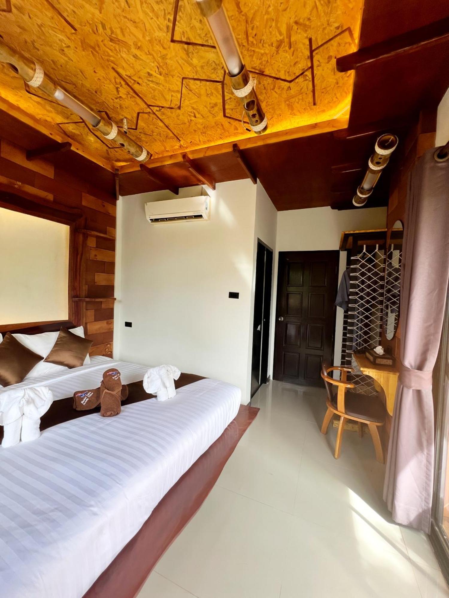 Puteri Lanta Family Villas Koh Lanta Quarto foto